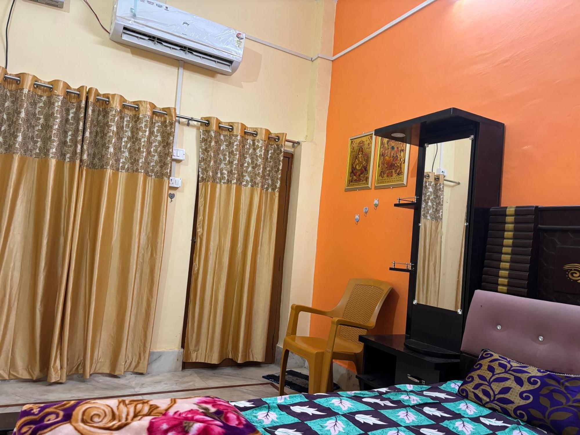 Shakuntala Guest House Ayodhya Eksteriør billede